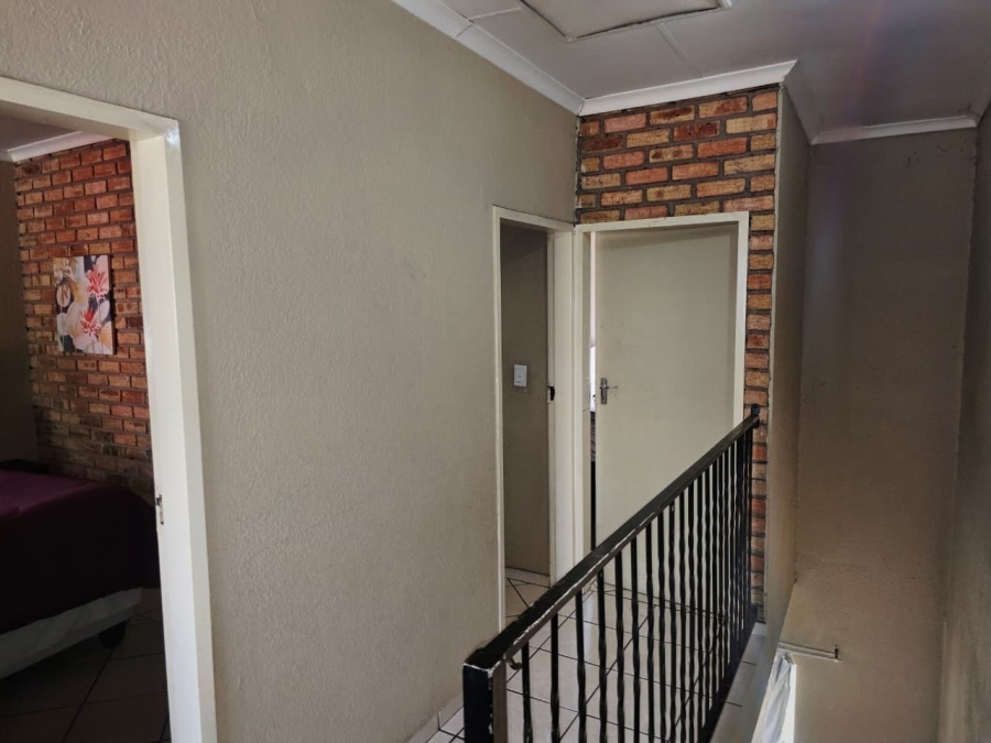 3 Bedroom Property for Sale in Rustenburg Central North West